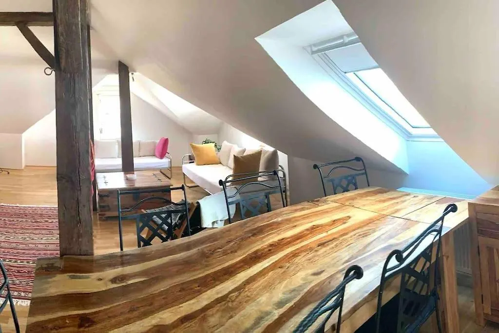The Loft Prague Apartment